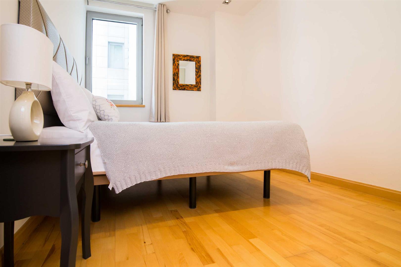 Image of Apartment - 3 Bedrooms - 2 Bathrooms for Rental in Royal Ocean Plaza-Gibraltar, Image 5